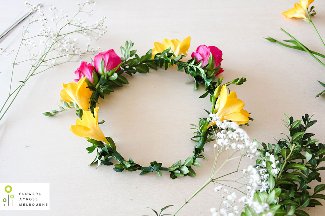 DIY how to make a flower crown